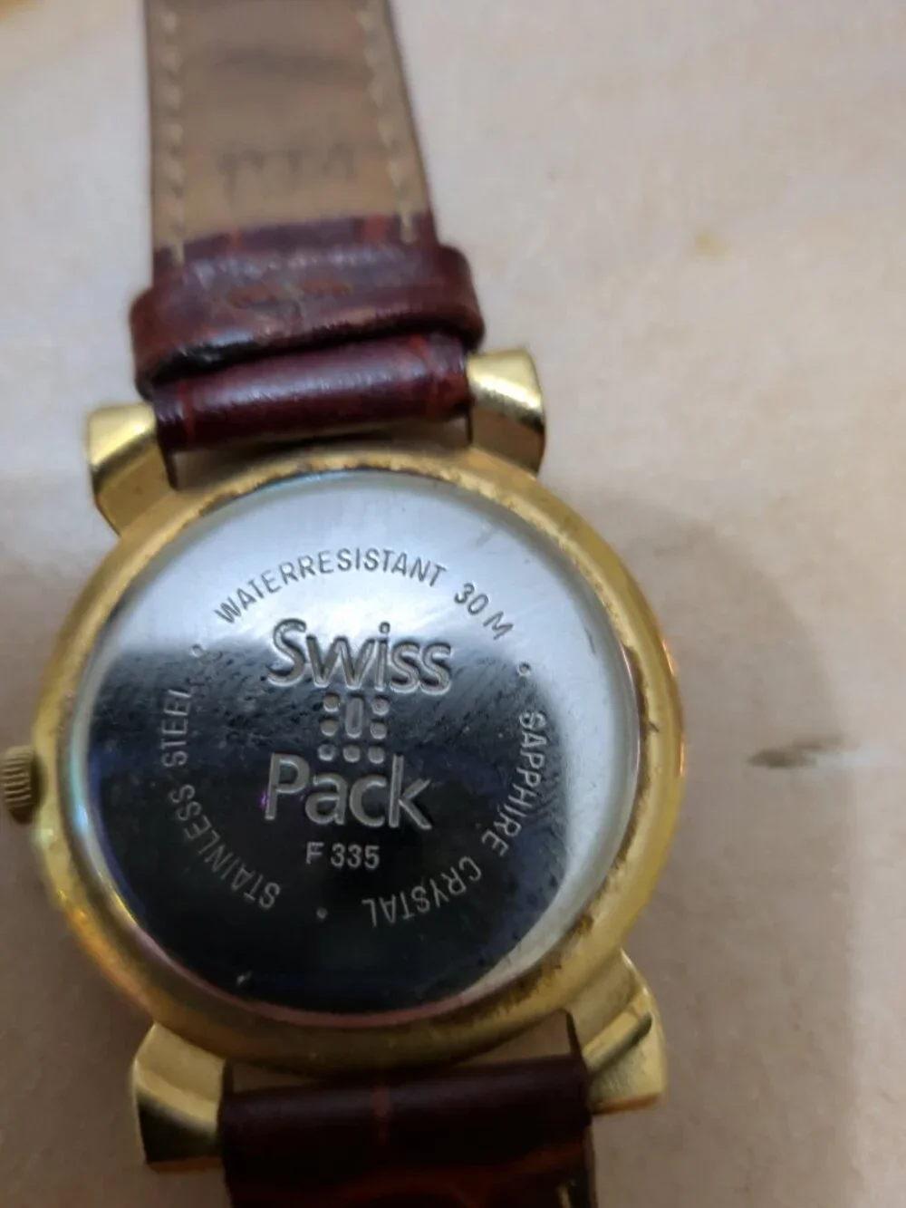 Vintage Tissot Swiss Made Women's Quartz Gold Tone Watch Brown Leather Strap